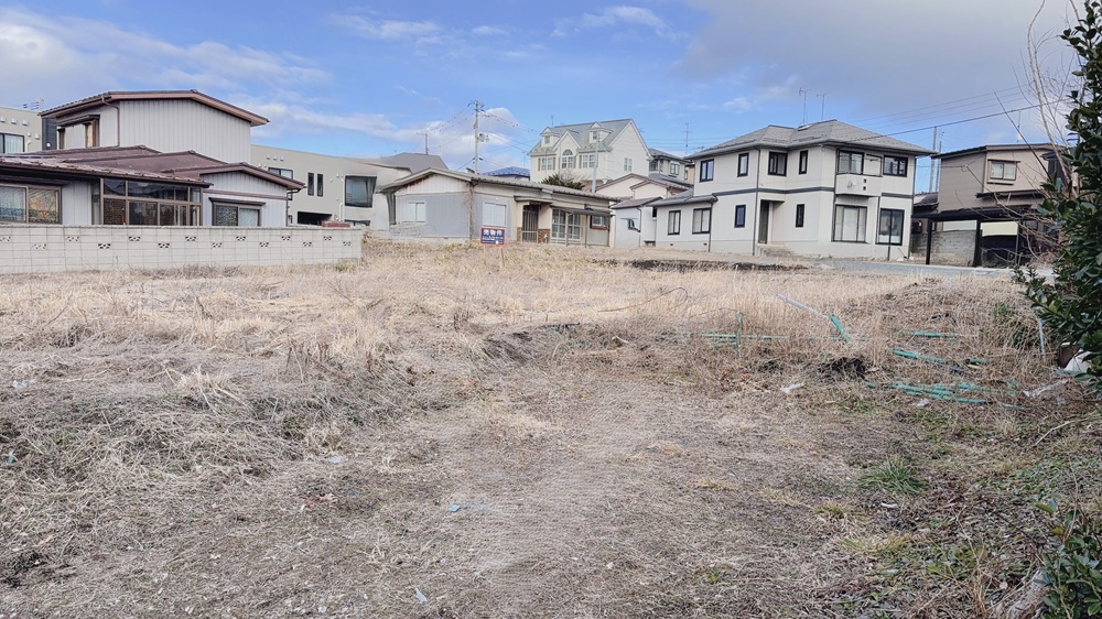 【白銀町白浜道】約400坪のゆとりある敷地で、様々な土地活用を実現しませんか。